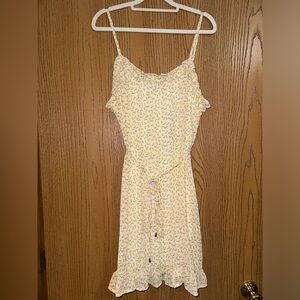 Fashion nova yellow floral dress NWT size L
